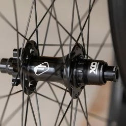 PAIRE DE ROUES ENDURO E13 LG1 DH / FORMULA 27.5 -PIECES DE CADRE Boutique A21WHALCEND27 02 2000